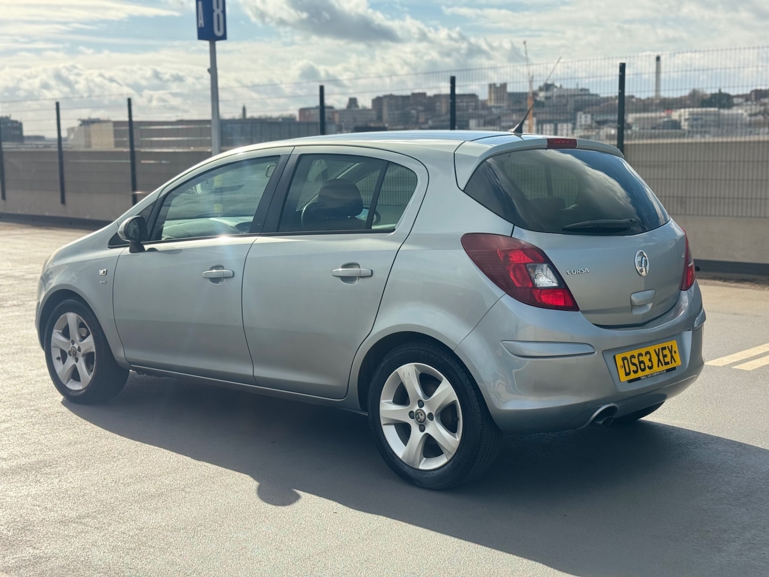 Used Vauxhall Corsa 2013 for sale - 78027538: Photo 3