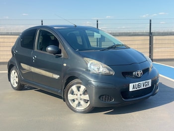 Used Toyota AYGO 2011 for sale - 79289664: Photo