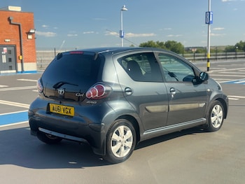 Used Toyota AYGO 2011 for sale - 79289664: Photo