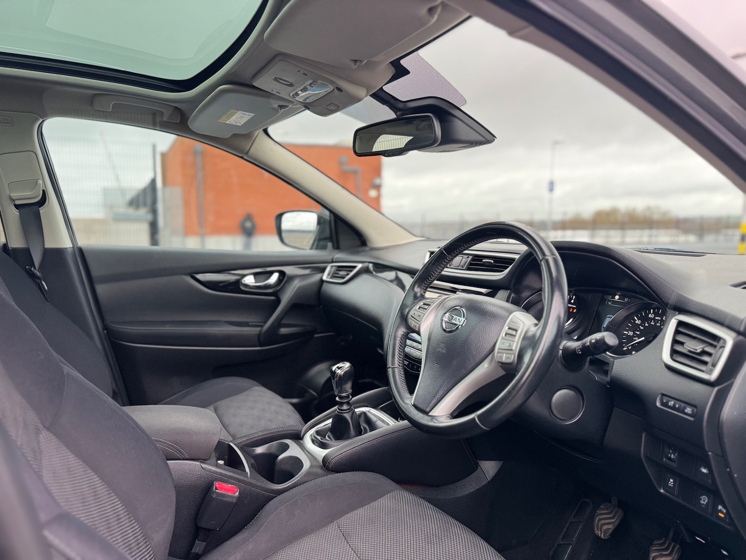 Used Nissan Qashqai 2015 for sale - 76619567: Photo 11