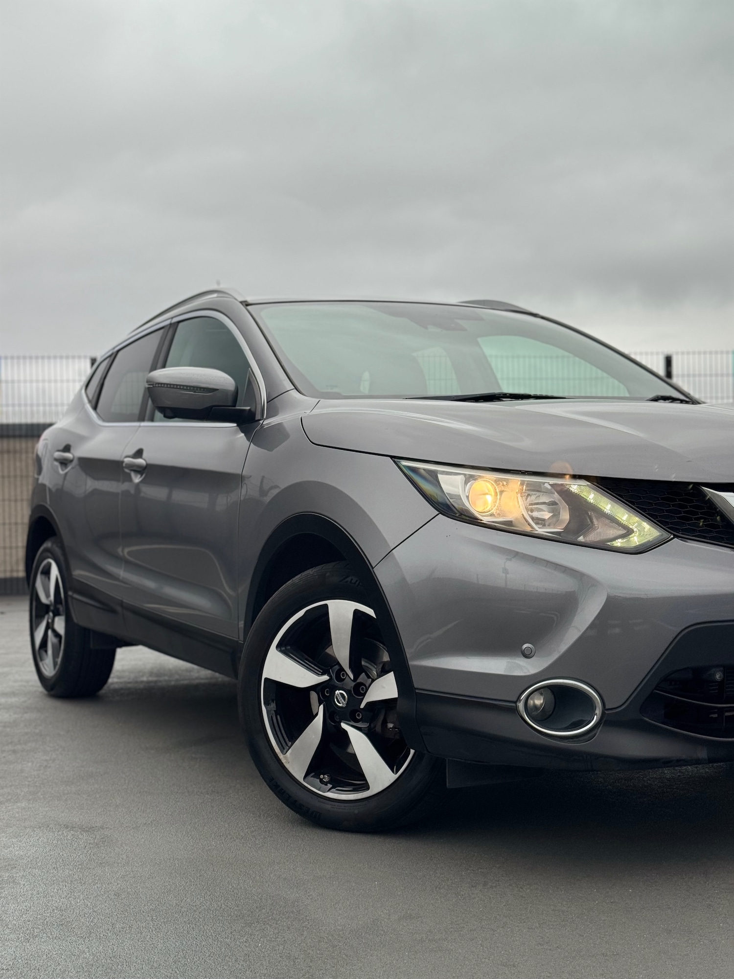 Used Nissan Qashqai 2015 for sale - 76619567: Photo 2