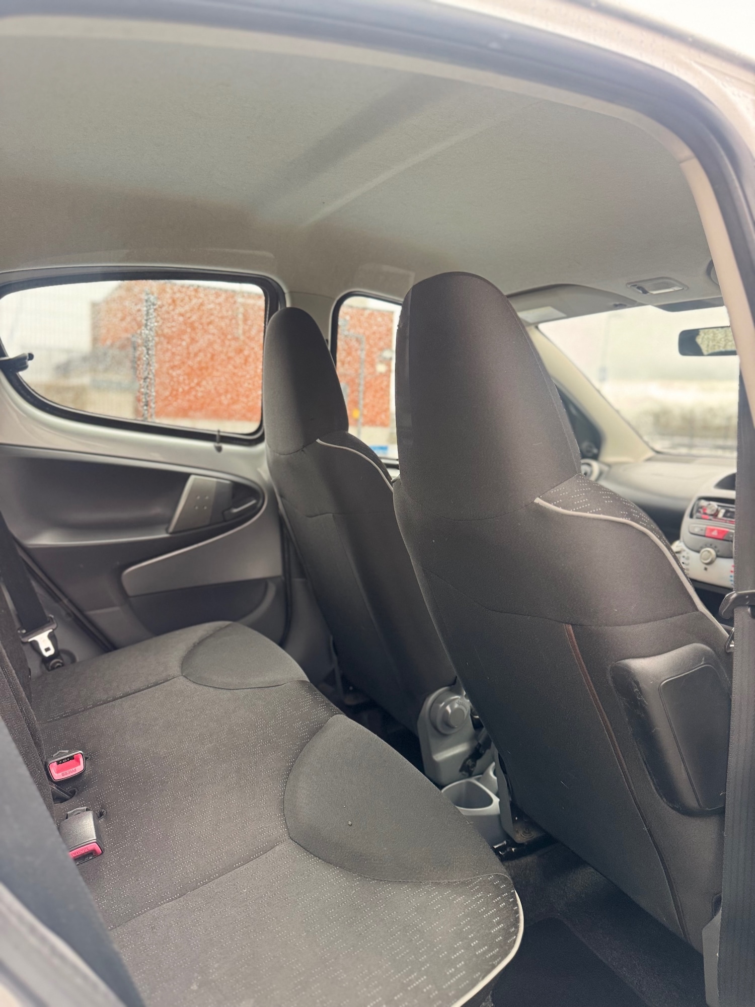 Used Peugeot 107 2011 for sale - 77562498: Photo 15