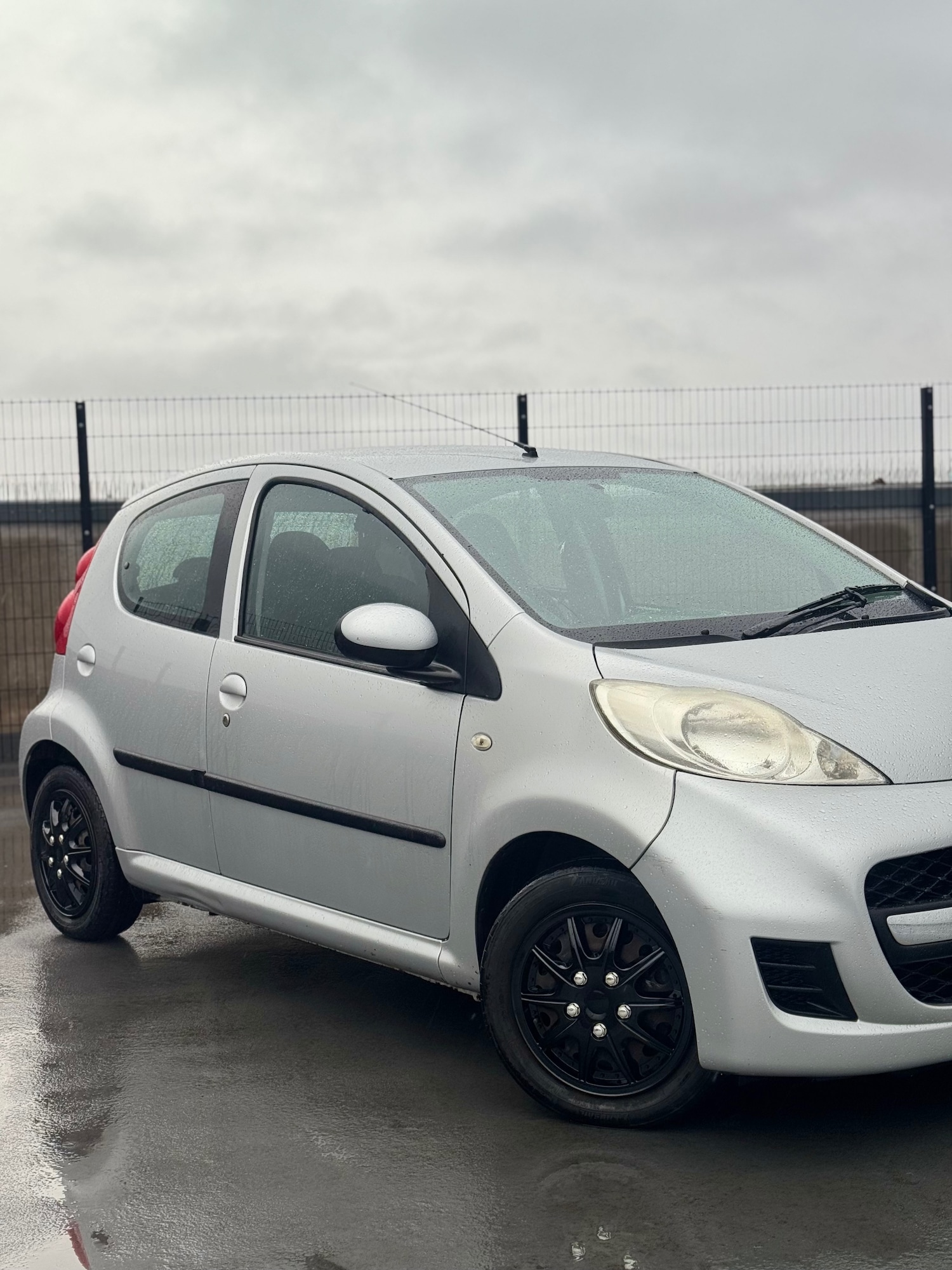 Used Peugeot 107 2011 for sale - 77562498: Photo 2