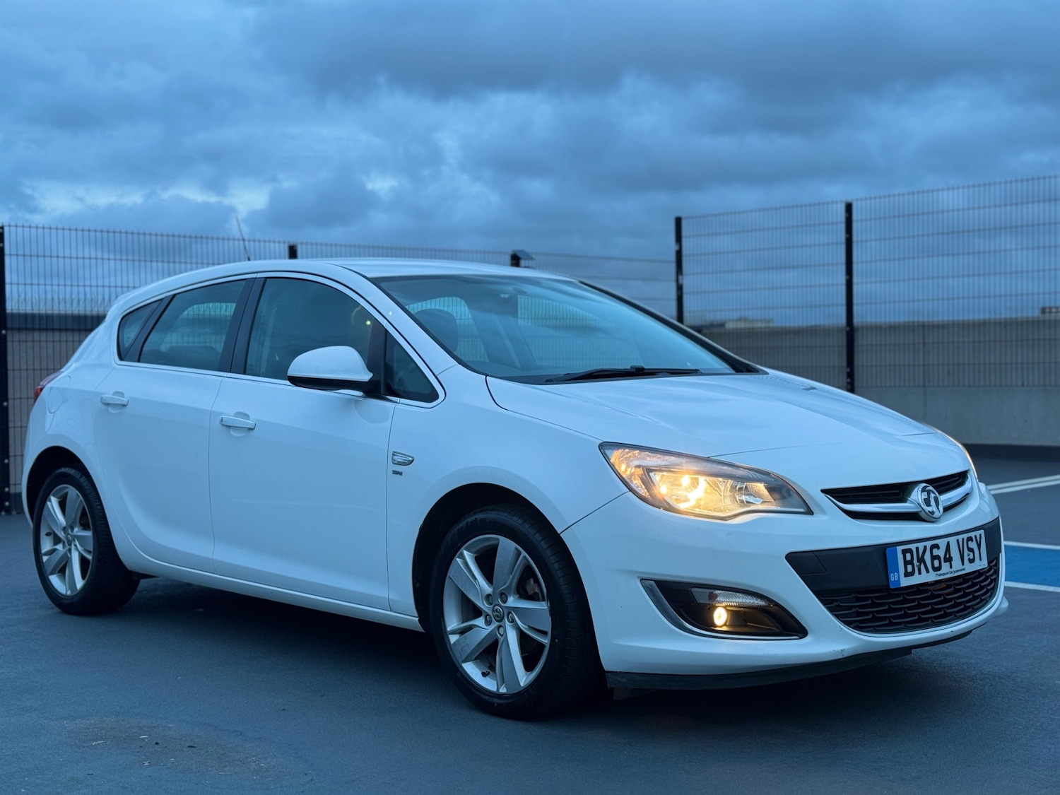Used Vauxhall Astra 2015 for sale - 76963648: Photo 6