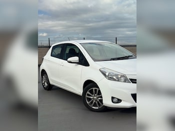 Used Toyota Yaris 2014 for sale - 78644669: Photo