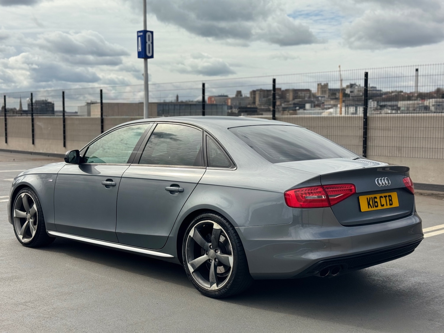 Used Audi A4 2013 for sale - 78027116: Photo 4