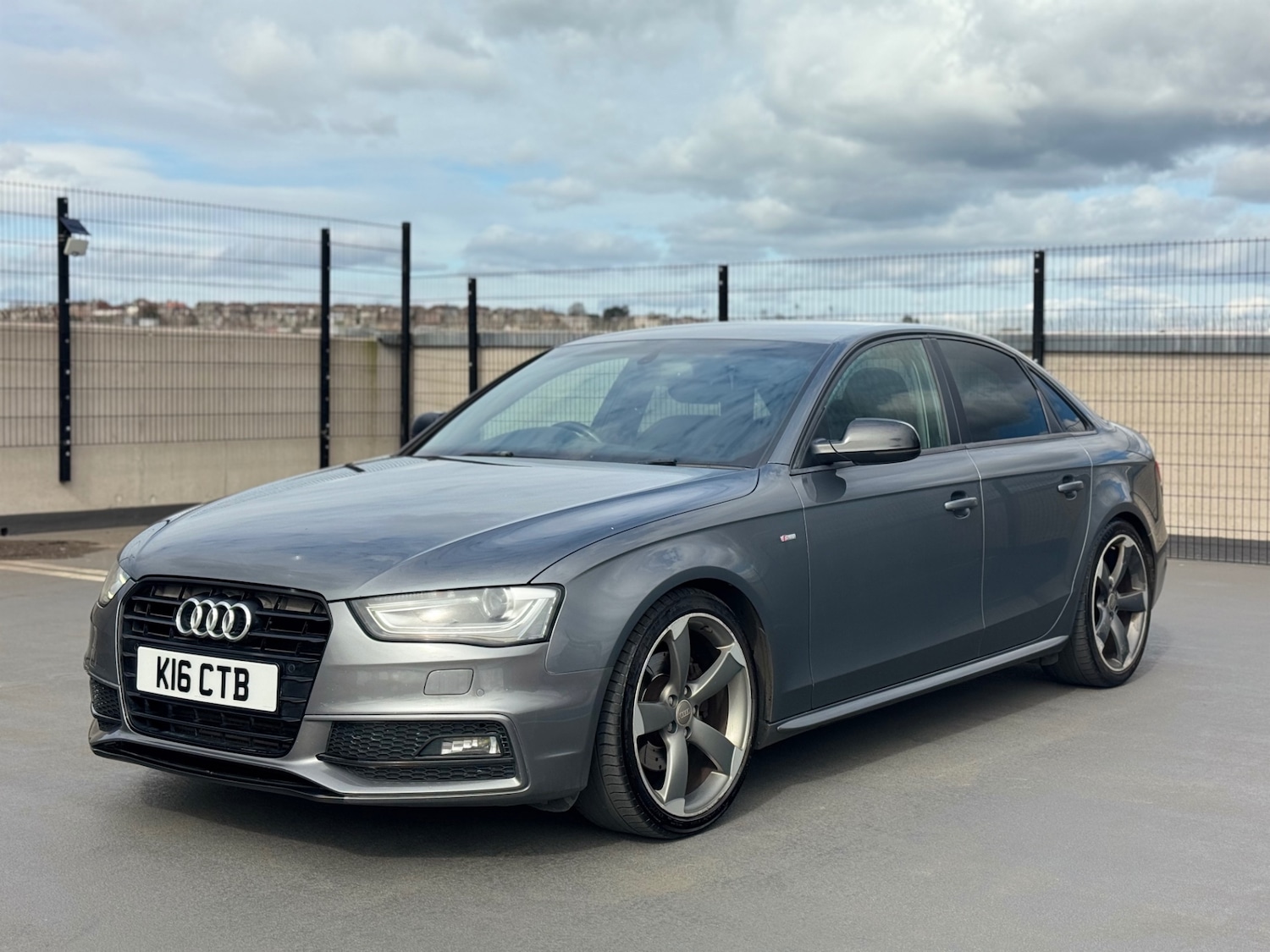 Used Audi A4 2013 for sale - 78027116: Photo 5