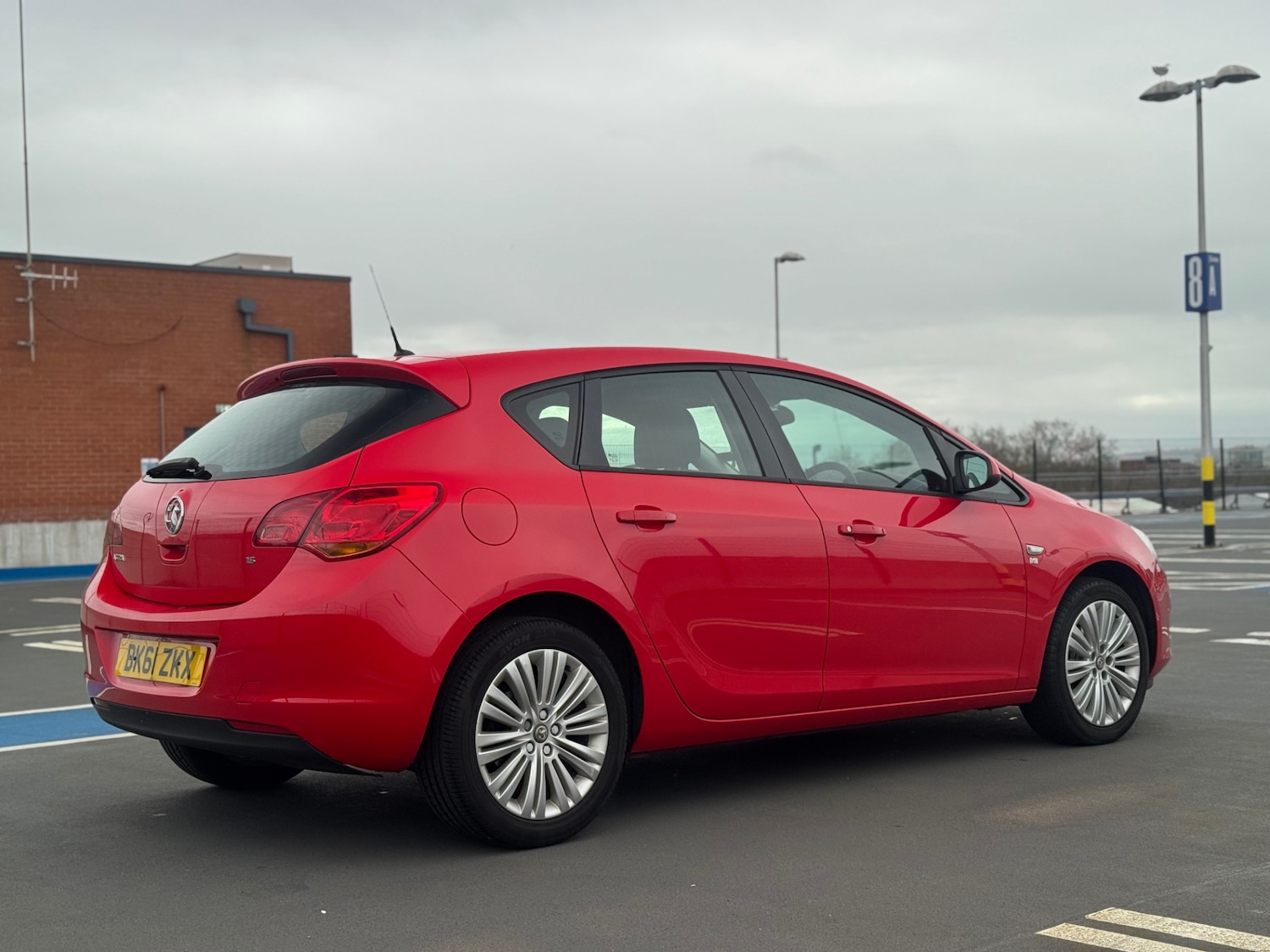 Used Vauxhall Astra 2011 for sale - 77898144: Photo 3