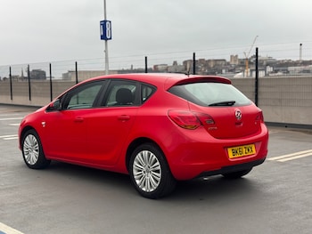 Used Vauxhall Astra 2011 for sale - 77898144: Photo
