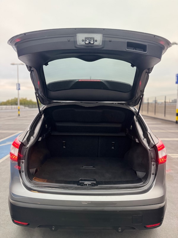 Used Nissan Qashqai 2014 for sale - 76258115: Photo 11