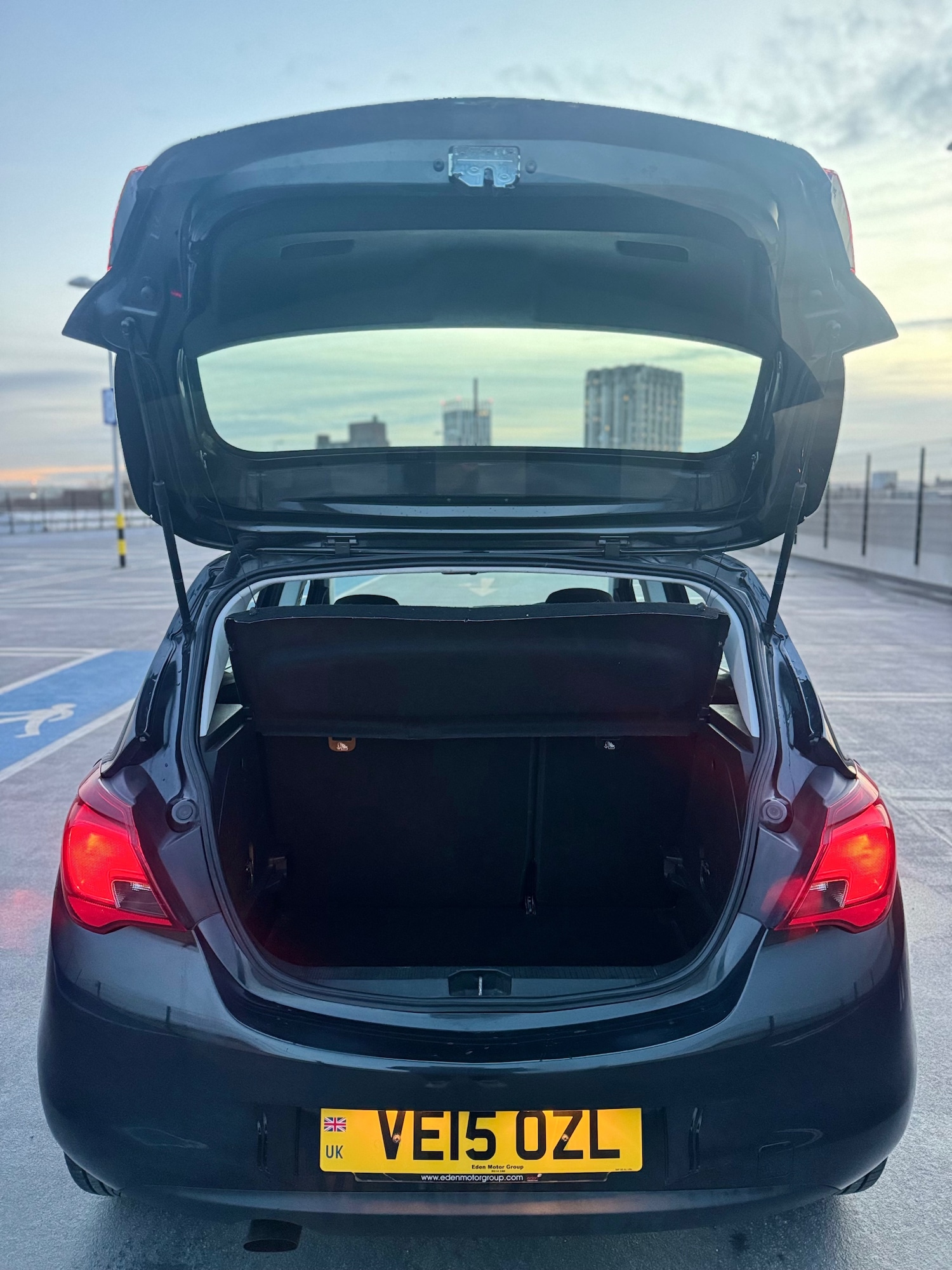 Used Vauxhall Corsa 2015 for sale - 77132399: Photo 11