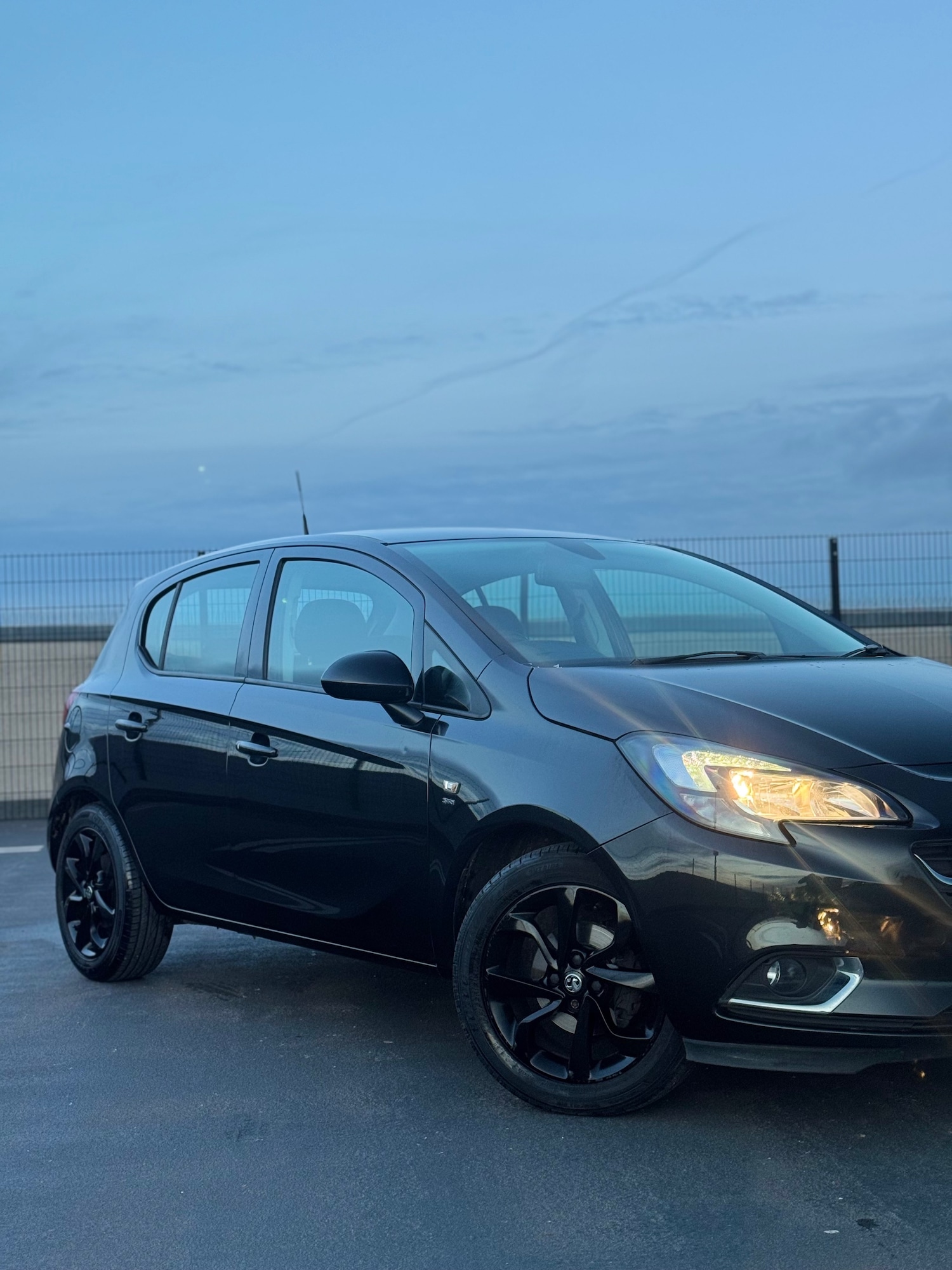 Used Vauxhall Corsa 2015 for sale - 77132399: Photo 2