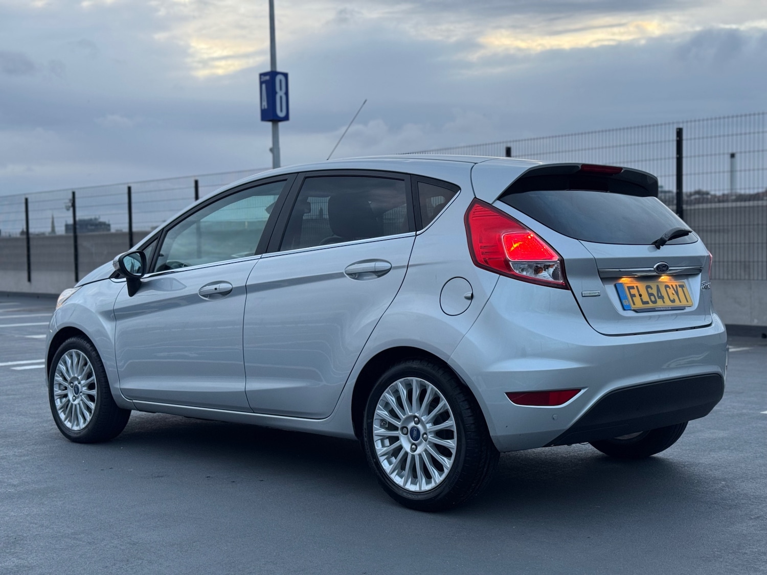 Used Ford Fiesta 2014 for sale - 76963611: Photo 4
