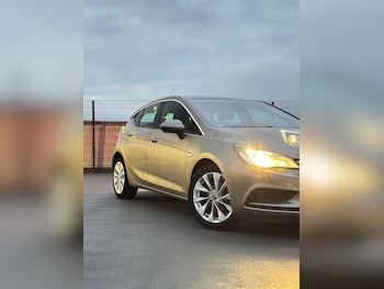 Used Vauxhall Astra 2017 for sale - 75702792: Photo
