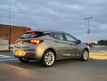 Used Vauxhall Astra 2017 for sale - 75702792: Photo