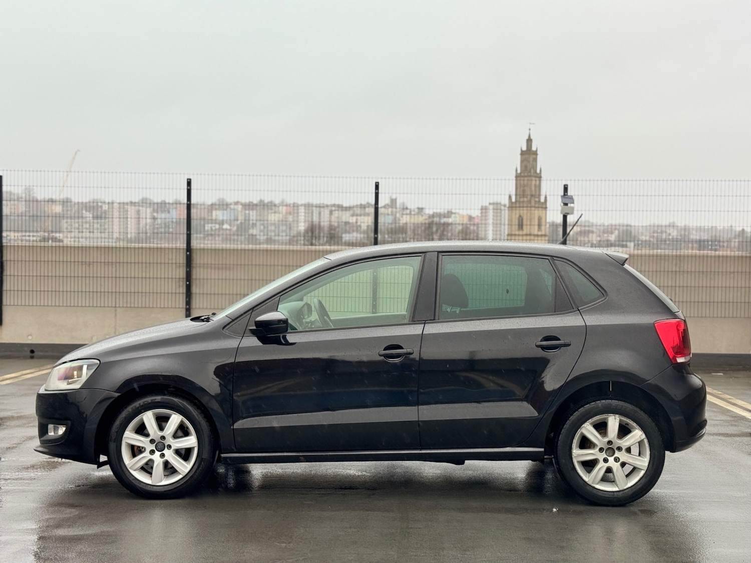 Used Volkswagen Polo 2011 for sale - 77898139: Photo 10