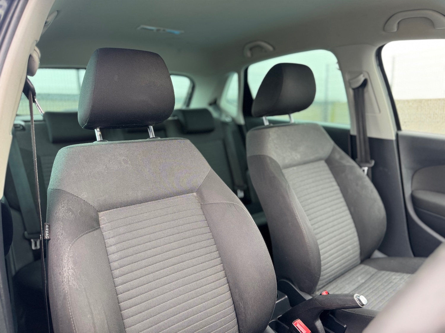 Used Volkswagen Polo 2011 for sale - 77898139: Photo 12