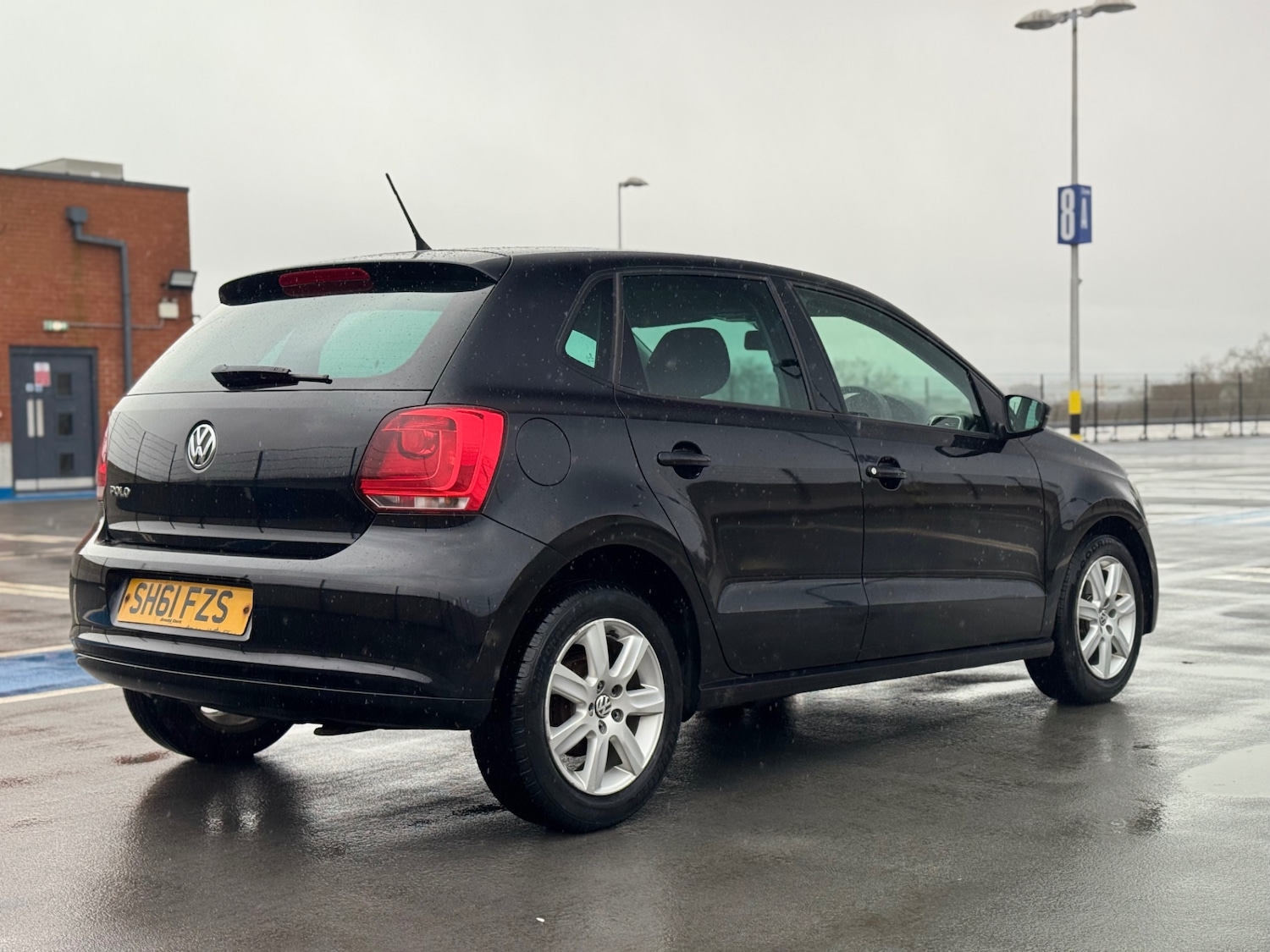 Used Volkswagen Polo 2011 for sale - 77898139: Photo 3
