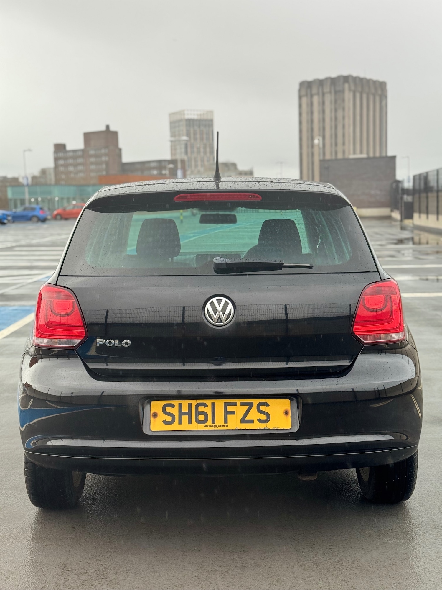 Used Volkswagen Polo 2011 for sale - 77898139: Photo 8