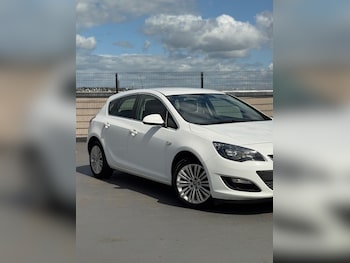 Used Vauxhall Astra 2015 for sale - 78324523: Photo
