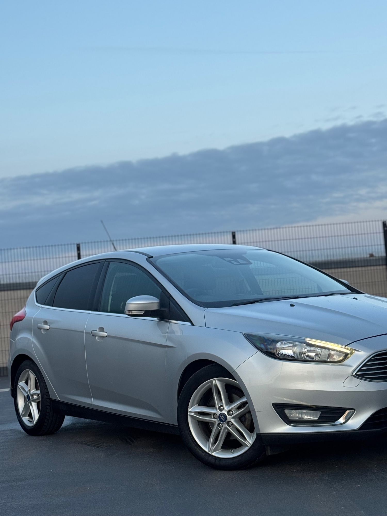 Used Ford Focus 2015 for sale - 77132401: Photo 2