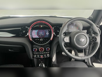 Used MINI Hatch 2023 for sale - 79486806: Photo