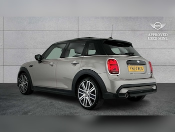 Used MINI Hatch 2024 for sale - 79172521: Photo