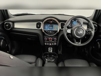 Used MINI Hatch 2024 for sale - 79172521: Photo