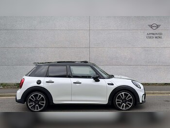 Used MINI Cooper 2023 for sale - 78248008: Photo