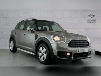 2.0 Cooper D 5dr Auto