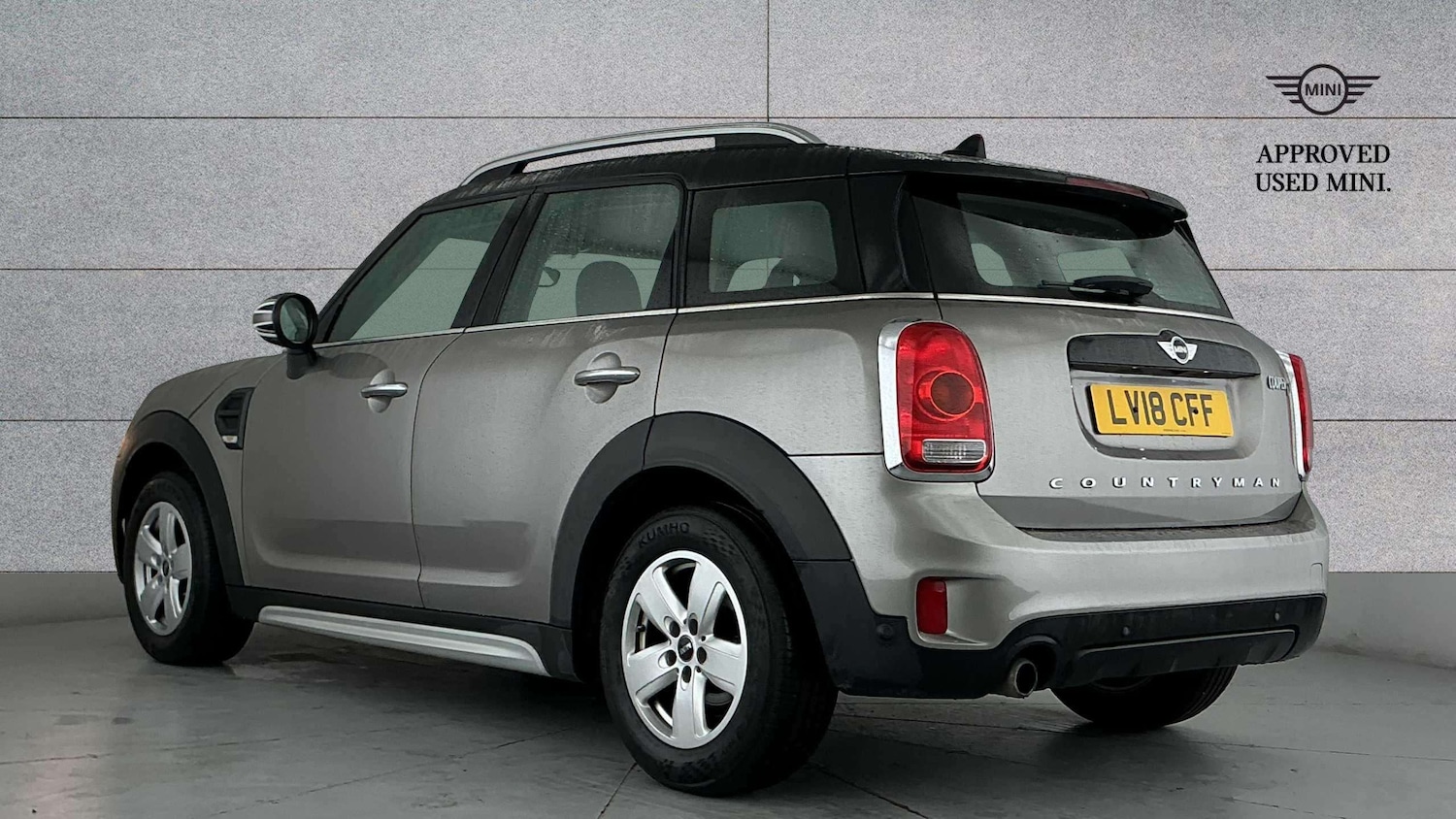 Used MINI Countryman 2018 for sale - 76978891: Photo 2