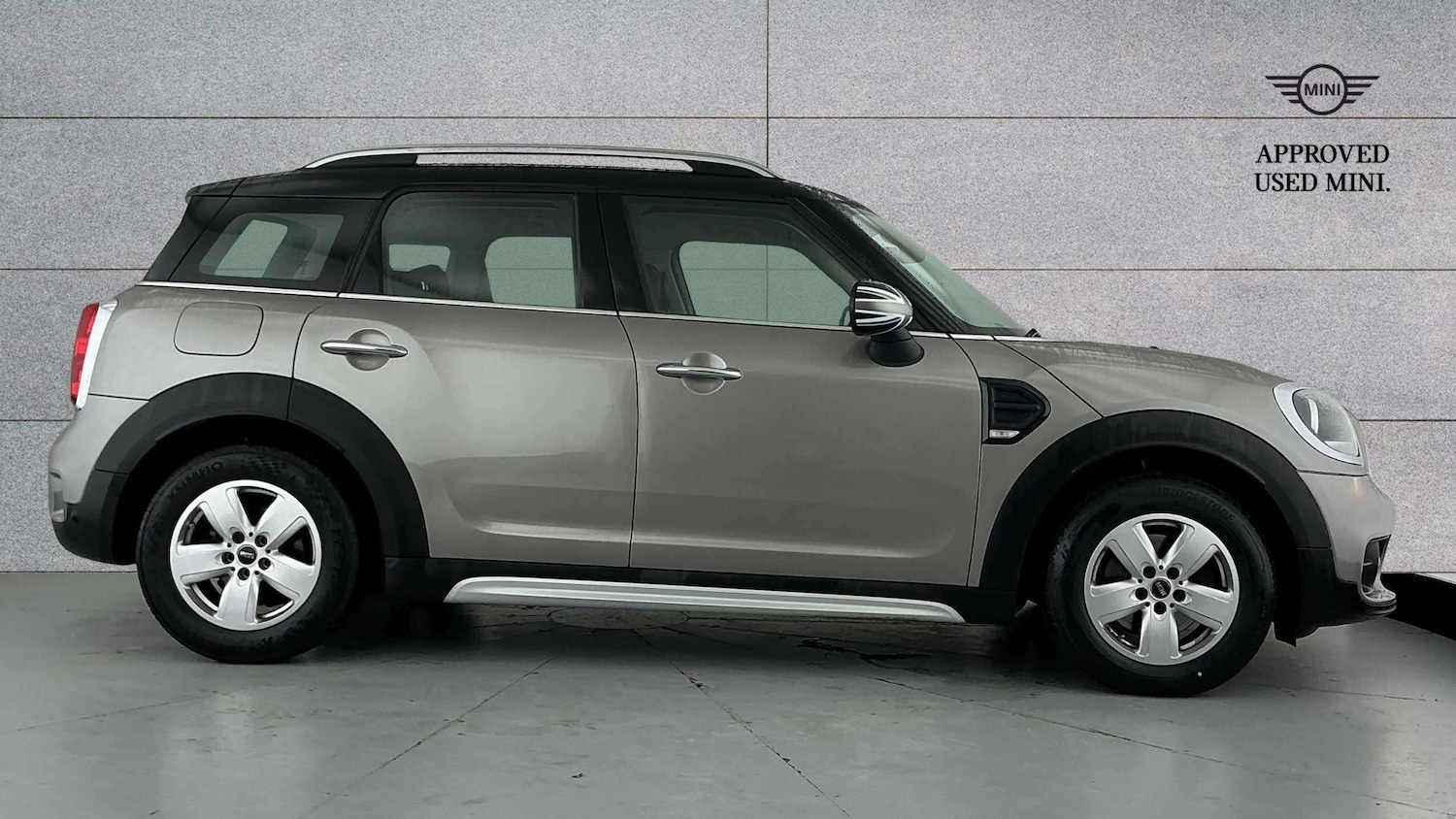 Used MINI Countryman 2018 for sale - 76978891: Photo 3