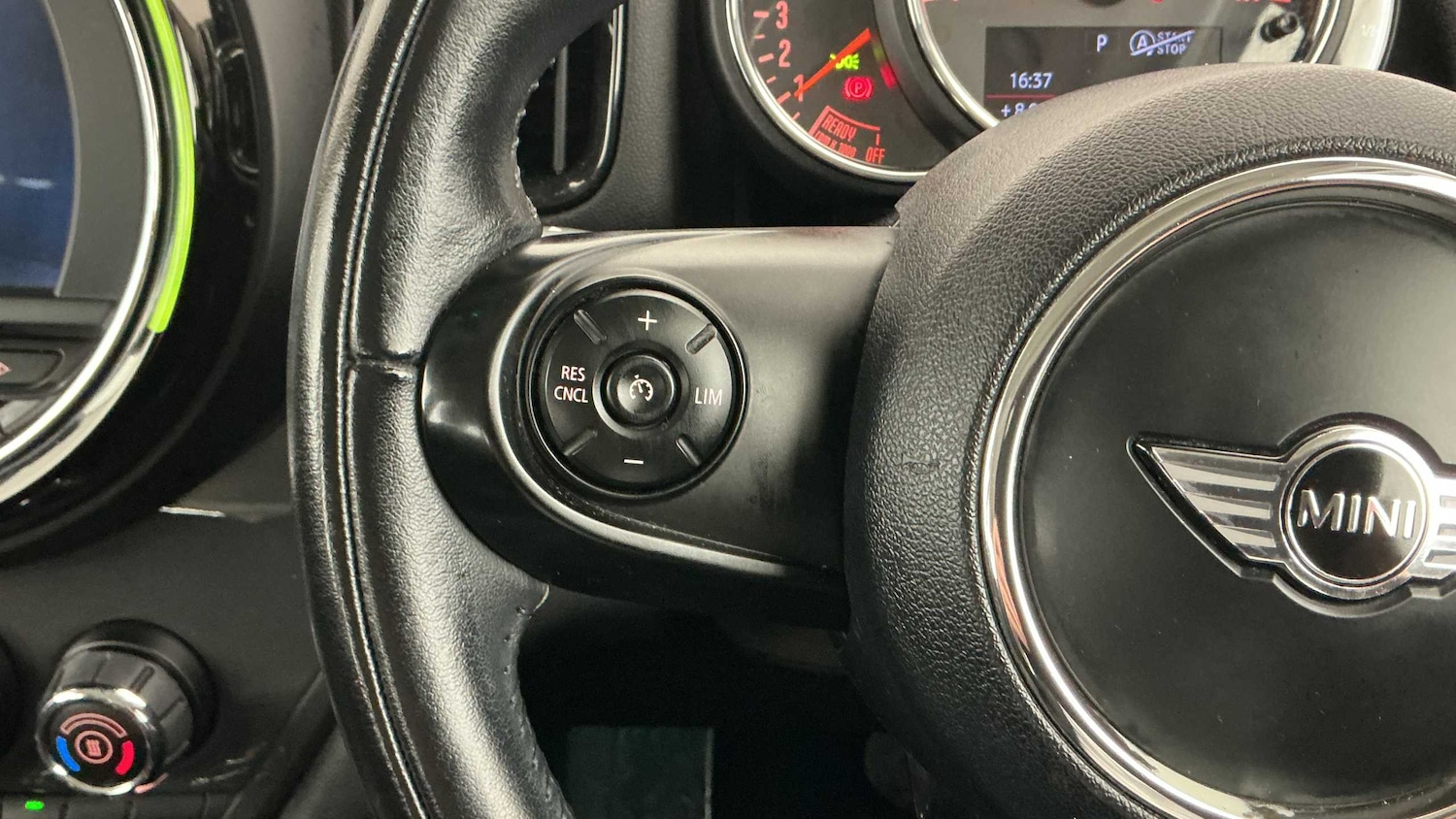 Used MINI Countryman 2018 for sale - 76978891: Photo 31