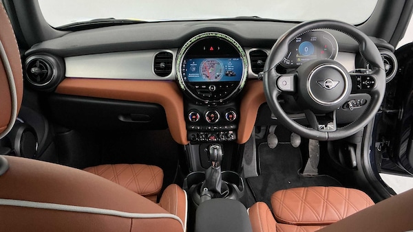 Used MINI Hatch 2021 for sale - 76242594: Photo 4