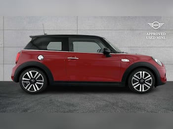 Used MINI Hatch 2019 for sale - 79637404: Photo