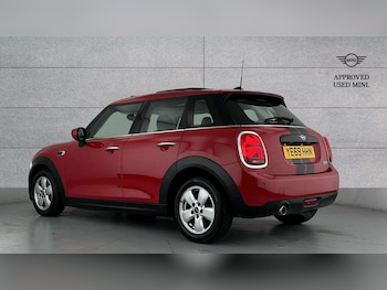 Used MINI Hatch 2019 for sale - 76435682: Photo