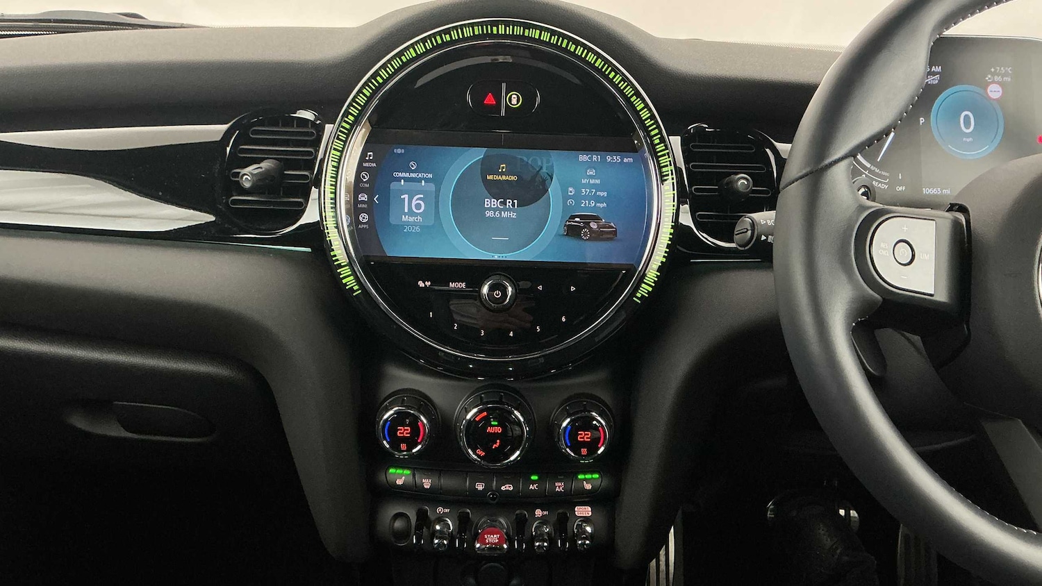 Used MINI Hatch 2023 for sale - 77914099: Photo 8