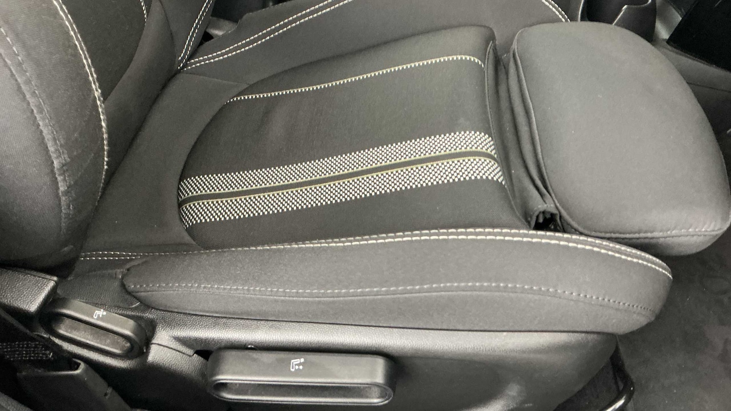 Used MINI Hatch 2021 for sale - 76610604: Photo 19