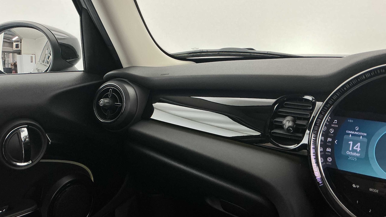 Used MINI Hatch 2021 for sale - 76610604: Photo 21