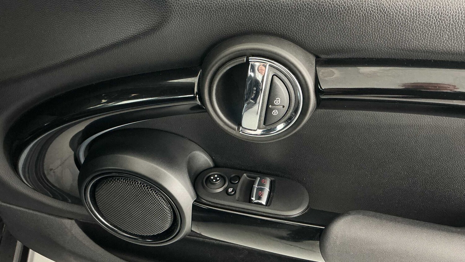 Used MINI Hatch 2023 for sale - 77361336: Photo 17