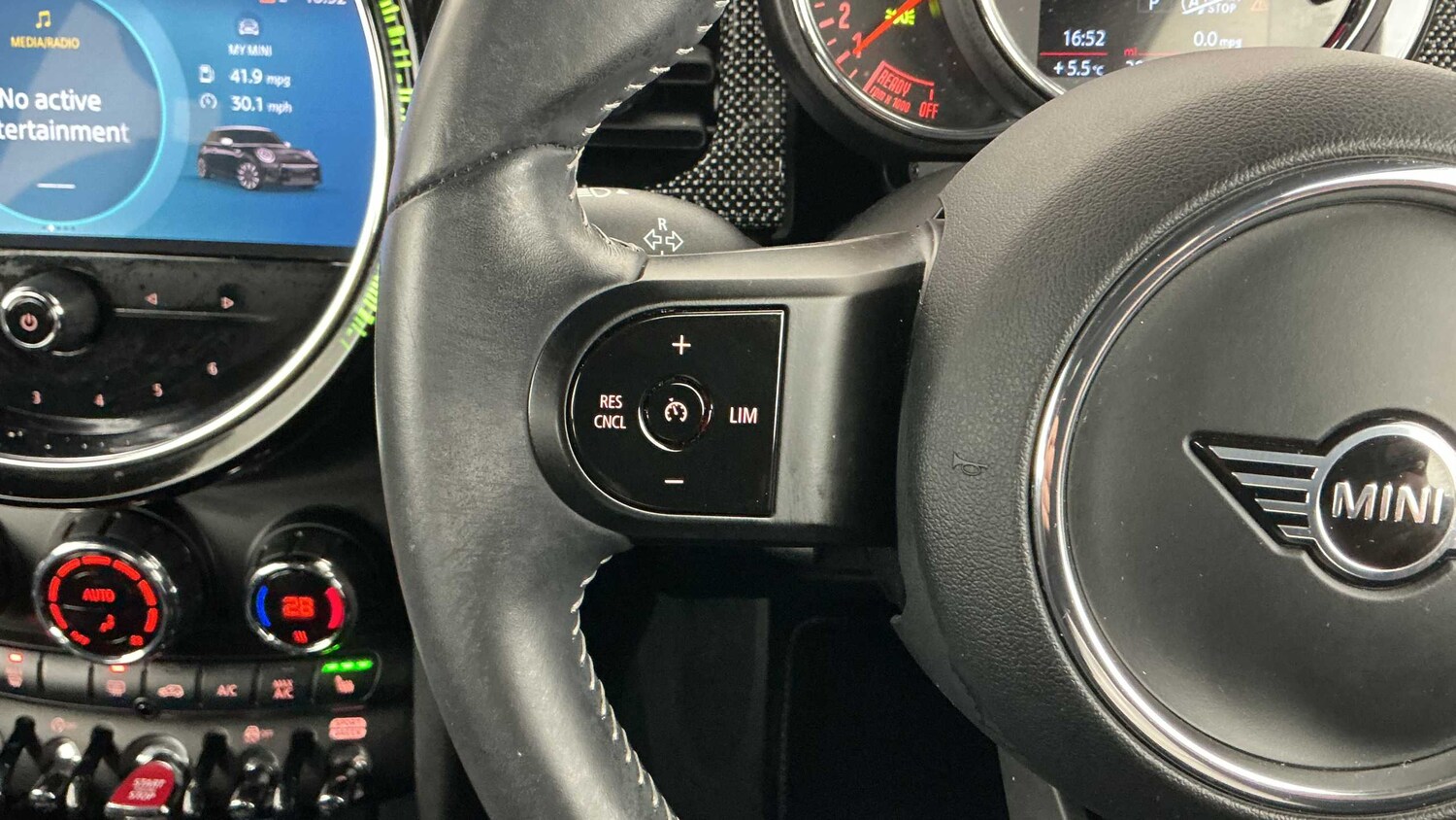 Used MINI Hatch 2023 for sale - 77361336: Photo 32