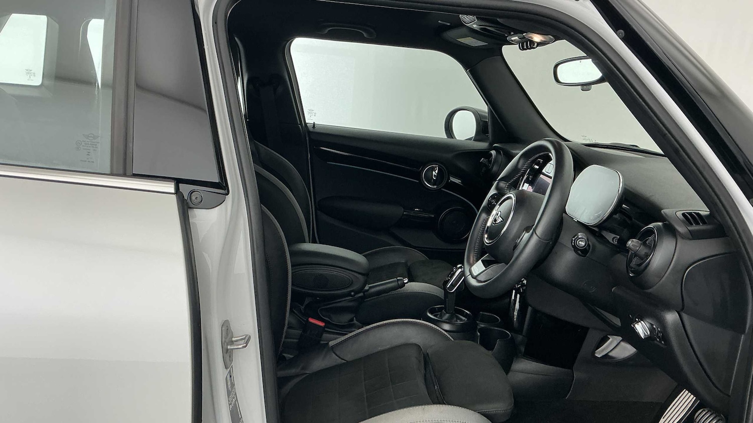 Used MINI Hatch 2023 for sale - 77333943: Photo 11