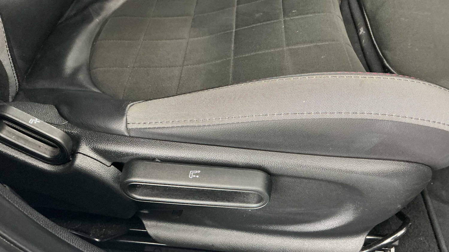 Used MINI Hatch 2023 for sale - 77333943: Photo 20