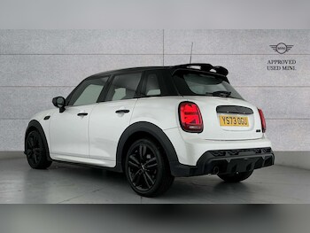 Used MINI Hatch 2023 for sale - 77333943: Photo