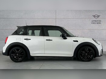 Used MINI Hatch 2023 for sale - 77333943: Photo