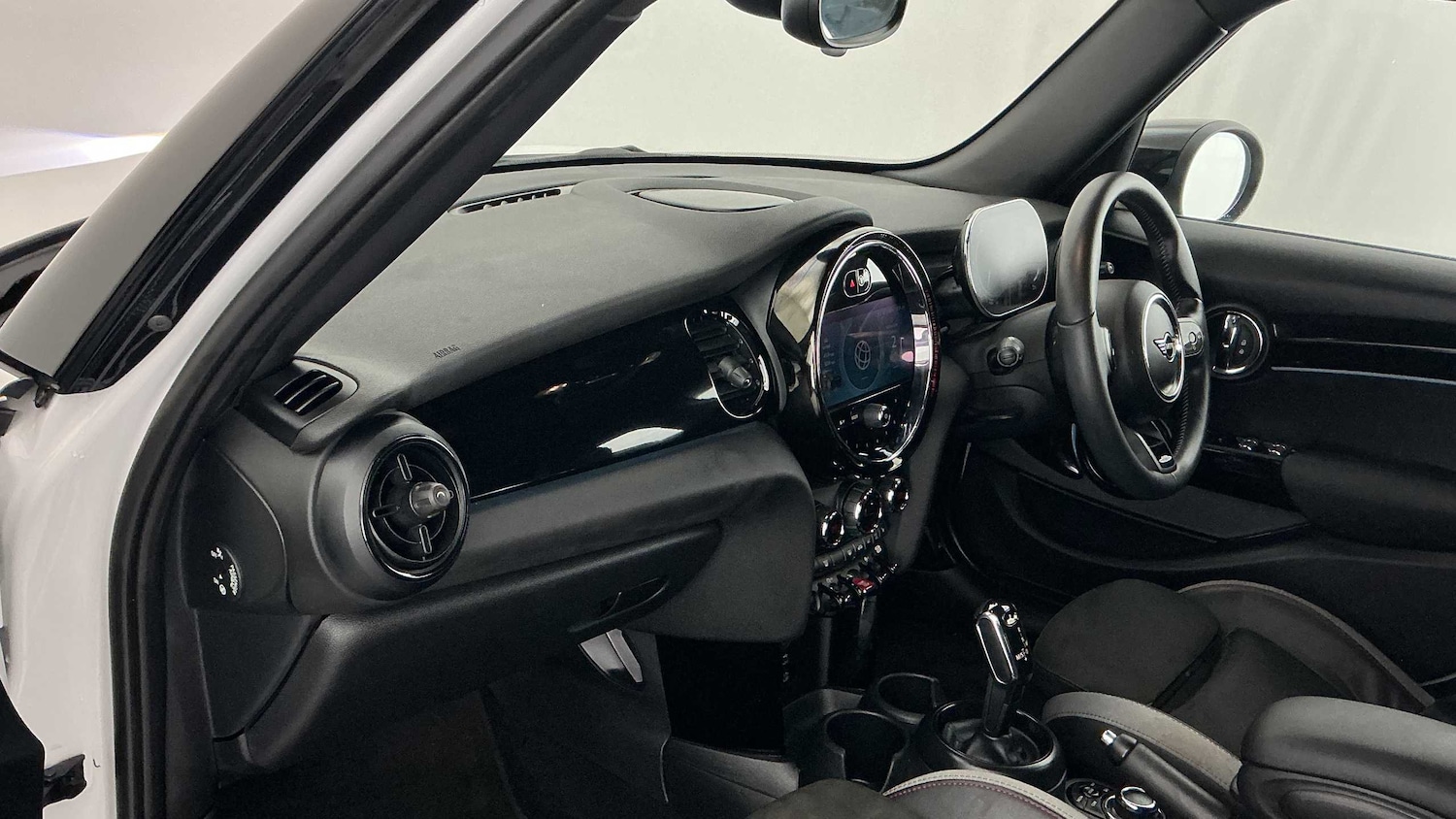 Used MINI Hatch 2023 for sale - 77333943: Photo 7