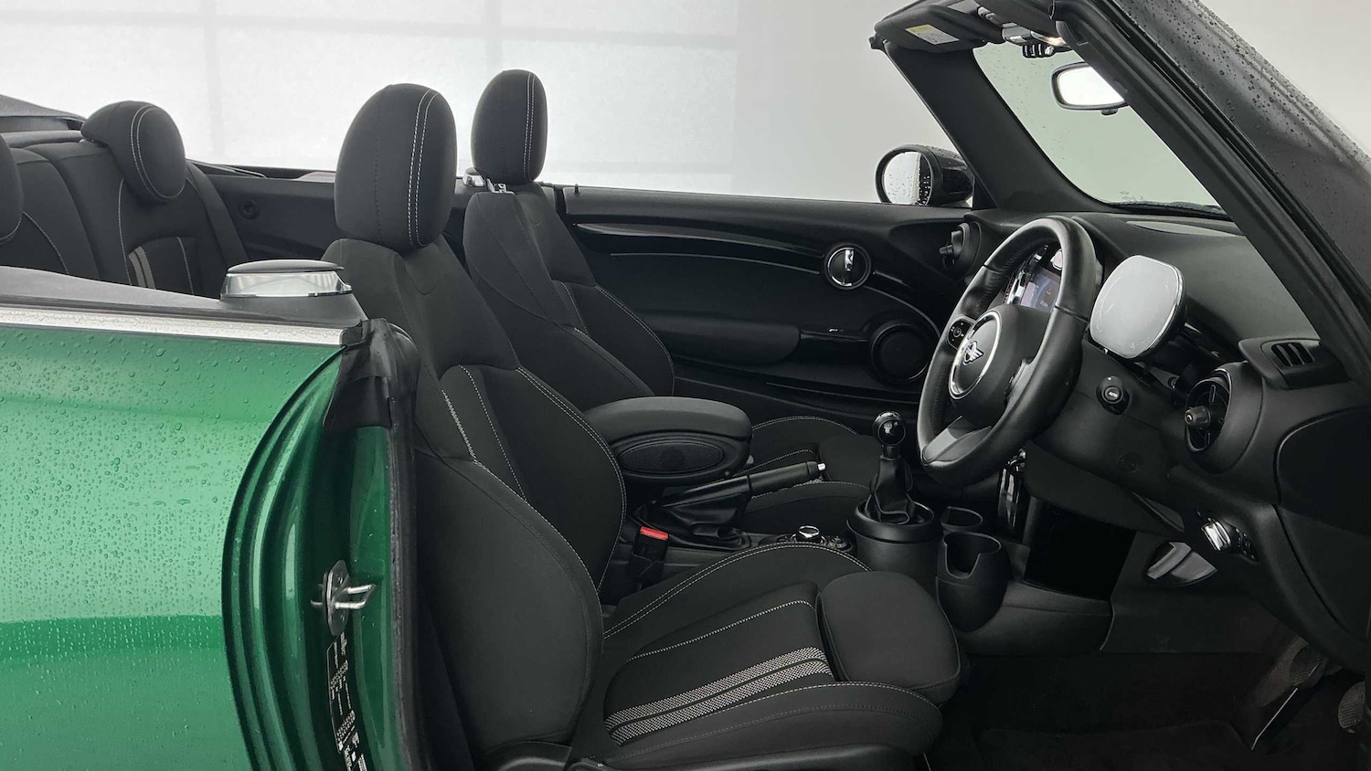 Used MINI Convertible 2022 for sale - 76529232: Photo 11