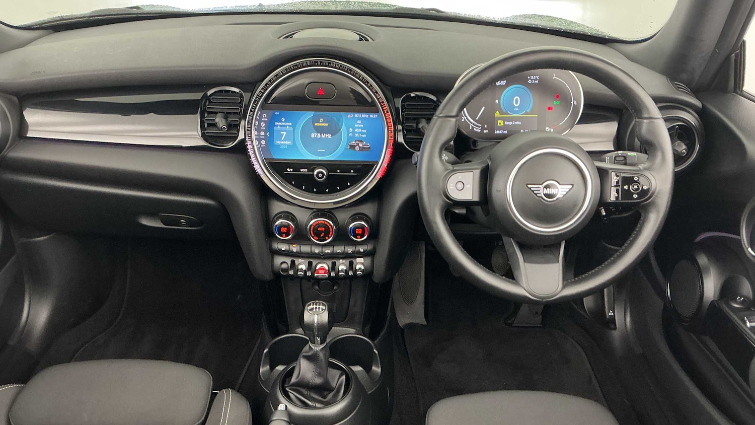 Used MINI Convertible 2022 for sale - 76529232: Photo 5