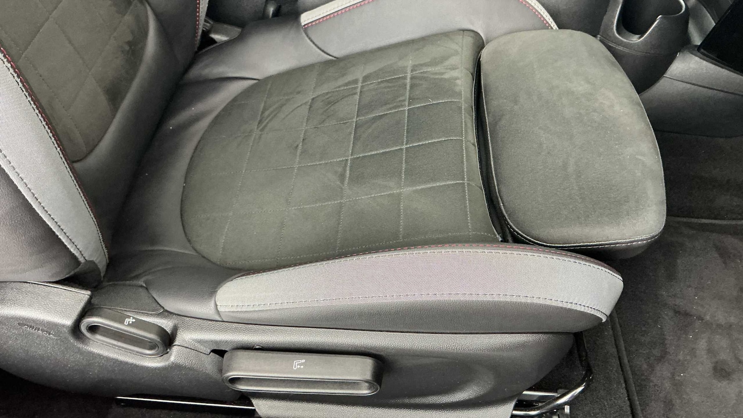 Used MINI Hatch 2023 for sale - 76488162: Photo 19