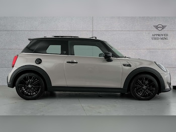 Used MINI Hatch 2022 for sale - 76529227: Photo